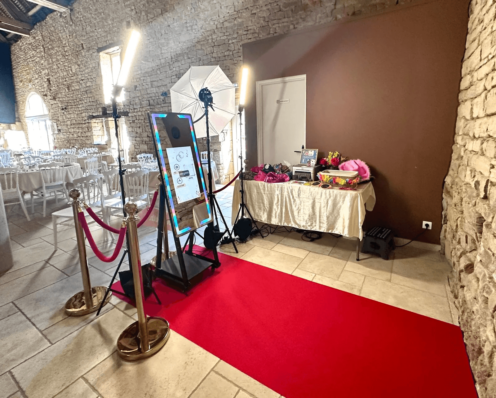 Photobooth miroir installé pour un mariage au château de Gevigney-et-Mercey